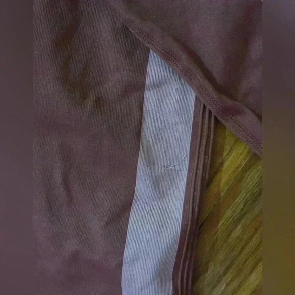 Fabletics Mauve Seamless Leggings, Size M - Picture 5 of 6